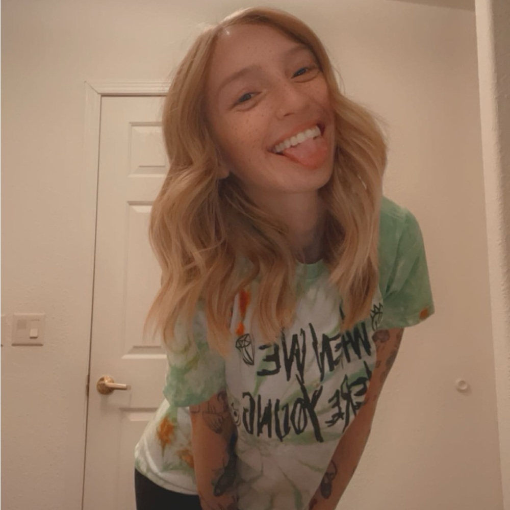 Meet your Posher, Madi